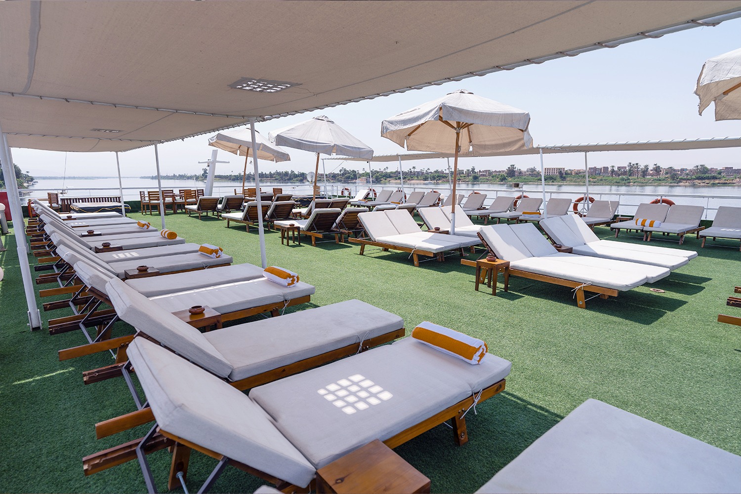2 Nights Alexandria + 3 Nights Cruise + 2 Nights Cairo ( from Luxor to Aswan )